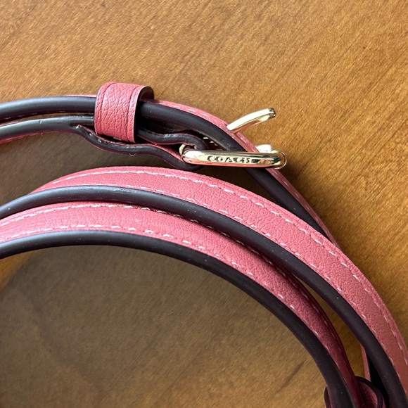 Coach pink gold replacement shoulder strap - Picture 3 of 6